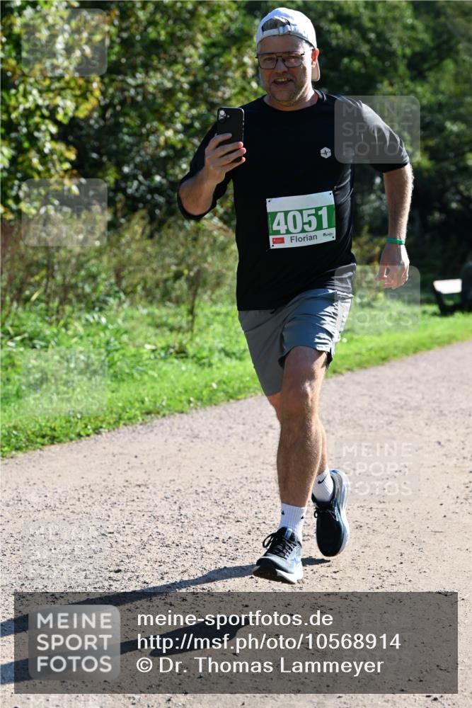 27.09.2026 - 35. Volkslauf durch das schöne Alstertal Dr. Thomas Lammeyer http://msf.ph/oto/10568914 27.09.2026 10:55:12 Laufen 4051 meine-sportfotos.de