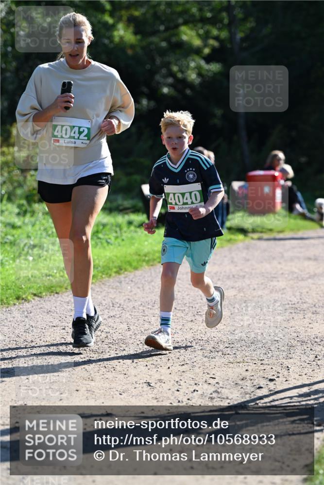 27.09.2026 - 35. Volkslauf durch das schöne Alstertal Dr. Thomas Lammeyer http://msf.ph/oto/10568933 27.09.2026 10:55:20 Laufen 4042, 4040 meine-sportfotos.de