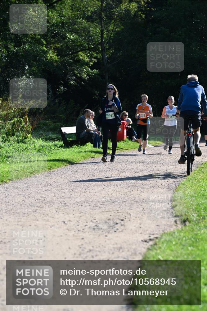27.09.2026 - 35. Volkslauf durch das schöne Alstertal Dr. Thomas Lammeyer http://msf.ph/oto/10568945 27.09.2026 10:55:23 Laufen 4079, 2093 meine-sportfotos.de