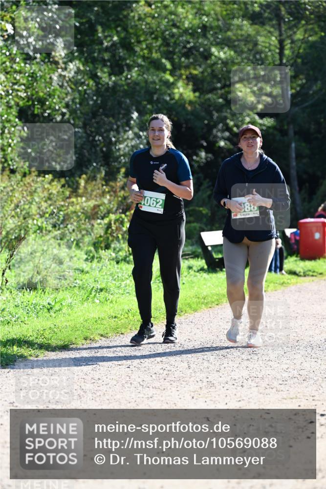 27.09.2026 - 35. Volkslauf durch das schöne Alstertal Dr. Thomas Lammeyer http://msf.ph/oto/10569088 27.09.2026 10:56:09 Laufen 4062, 86 meine-sportfotos.de