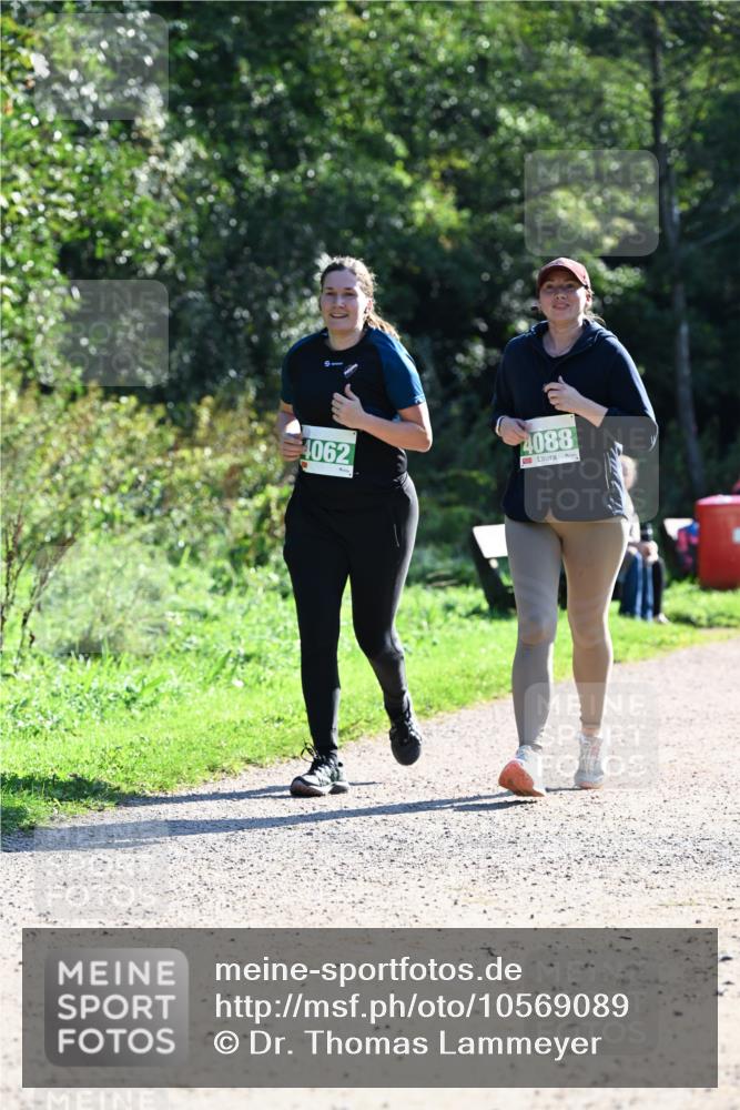 27.09.2026 - 35. Volkslauf durch das schöne Alstertal Dr. Thomas Lammeyer http://msf.ph/oto/10569089 27.09.2026 10:56:09 Laufen 4062, 4088 meine-sportfotos.de