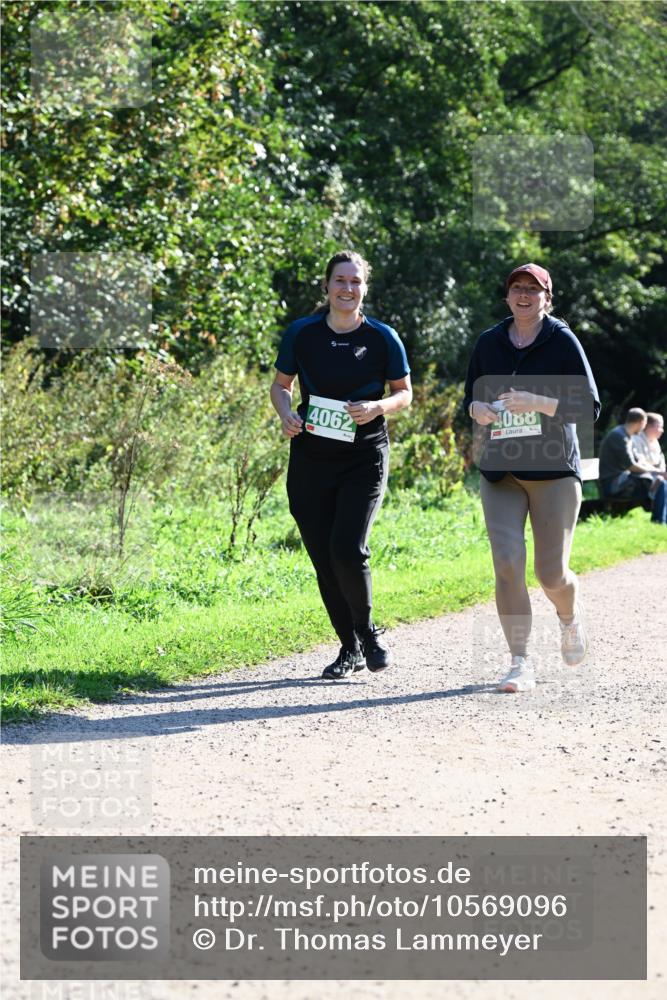27.09.2026 - 35. Volkslauf durch das schöne Alstertal Dr. Thomas Lammeyer http://msf.ph/oto/10569096 27.09.2026 10:56:10 Laufen 4062, 4088 meine-sportfotos.de