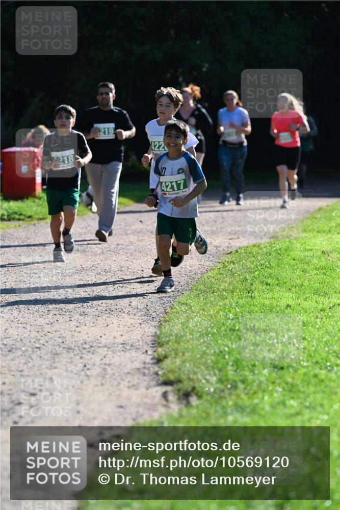 27.09.2026 - 35. Volkslauf durch das schöne Alstertal Dr. Thomas Lammeyer http://msf.ph/oto/10569120 27.09.2026 10:56:15 Laufen 422, 218, 4217 meine-sportfotos.de