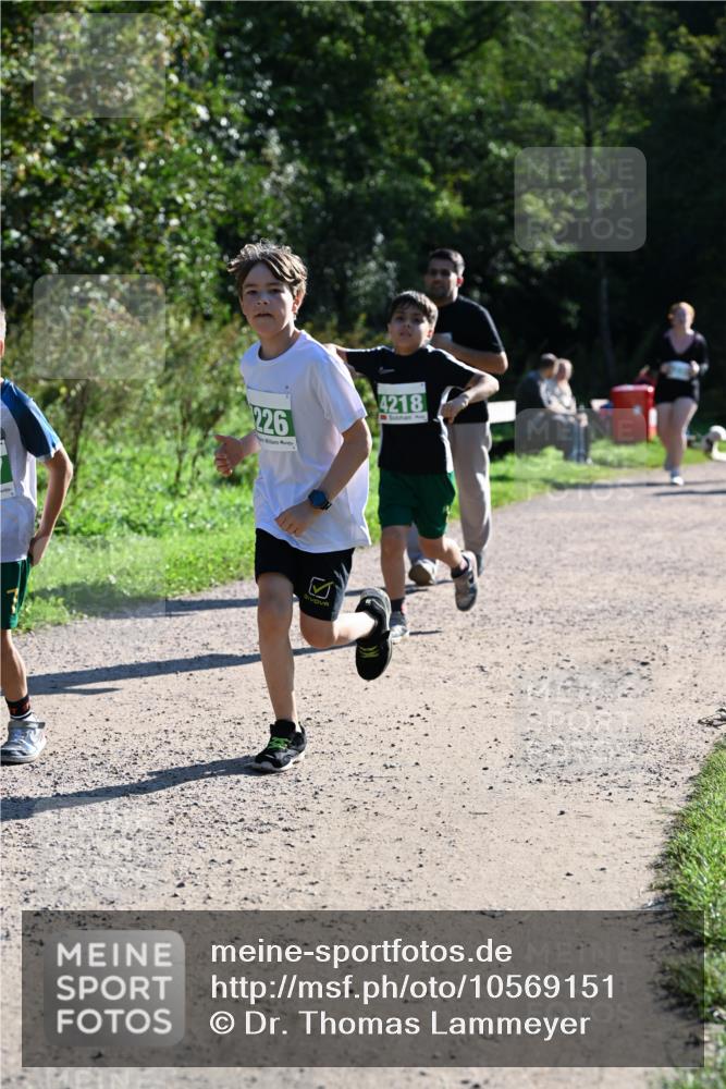 27.09.2026 - 35. Volkslauf durch das schöne Alstertal Dr. Thomas Lammeyer http://msf.ph/oto/10569151 27.09.2026 10:56:19 Laufen 226, 4218 meine-sportfotos.de
