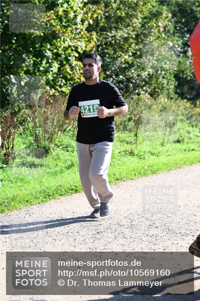 27.09.2026 - 35. Volkslauf durch das schöne Alstertal Dr. Thomas Lammeyer http://msf.ph/oto/10569160 27.09.2026 10:56:21 Laufen 4219 meine-sportfotos.de
