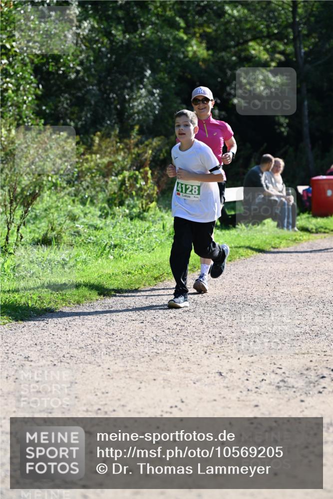 27.09.2026 - 35. Volkslauf durch das schöne Alstertal Dr. Thomas Lammeyer http://msf.ph/oto/10569205 27.09.2026 10:56:31 Laufen 4128 meine-sportfotos.de