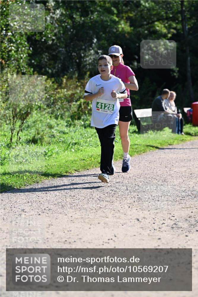 27.09.2026 - 35. Volkslauf durch das schöne Alstertal Dr. Thomas Lammeyer http://msf.ph/oto/10569207 27.09.2026 10:56:31 Laufen 4128 meine-sportfotos.de
