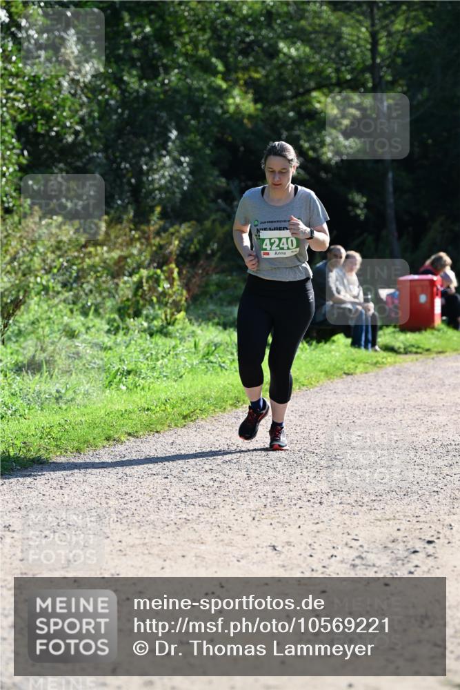 27.09.2026 - 35. Volkslauf durch das schöne Alstertal Dr. Thomas Lammeyer http://msf.ph/oto/10569221 27.09.2026 10:56:34 Laufen 24, 4240 meine-sportfotos.de