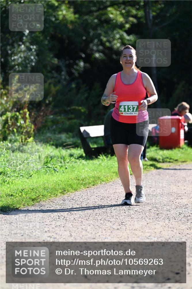 27.09.2026 - 35. Volkslauf durch das schöne Alstertal Dr. Thomas Lammeyer http://msf.ph/oto/10569263 27.09.2026 10:57:02 Laufen 4137 meine-sportfotos.de
