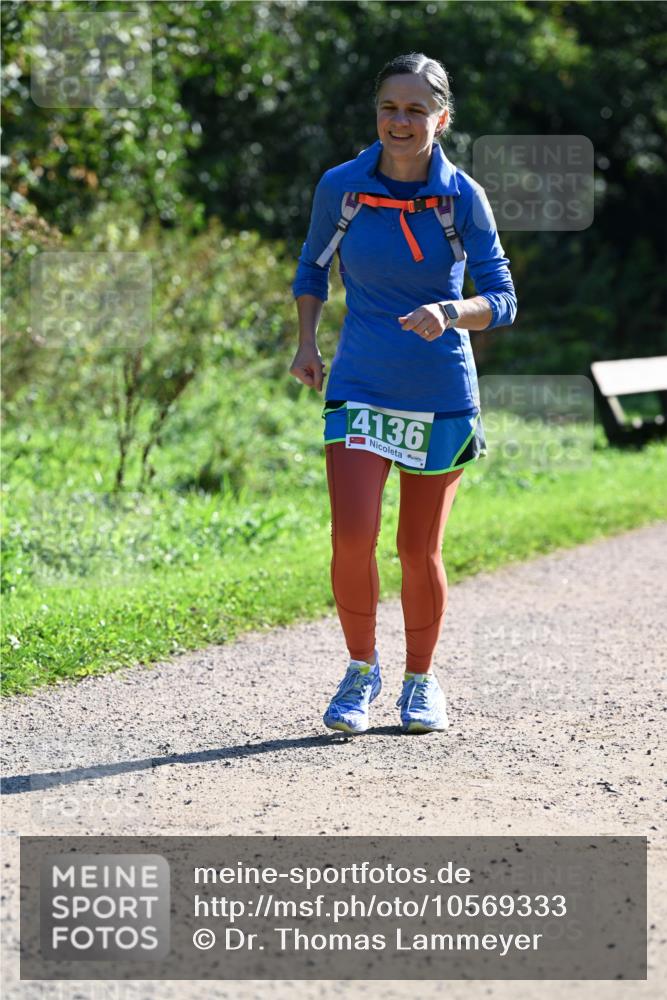 27.09.2026 - 35. Volkslauf durch das schöne Alstertal Dr. Thomas Lammeyer http://msf.ph/oto/10569333 27.09.2026 10:57:28 Laufen 4136 meine-sportfotos.de