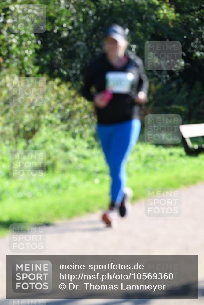 27.09.2026 - 35. Volkslauf durch das schöne Alstertal Dr. Thomas Lammeyer http://msf.ph/oto/10569360 27.09.2026 10:57:39 Laufen  meine-sportfotos.de
