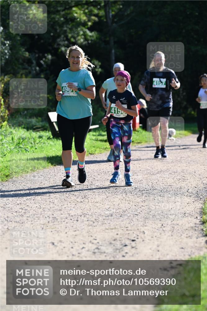 27.09.2026 - 35. Volkslauf durch das schöne Alstertal Dr. Thomas Lammeyer http://msf.ph/oto/10569390 27.09.2026 10:57:47 Laufen 496, 415, 41, 7 meine-sportfotos.de