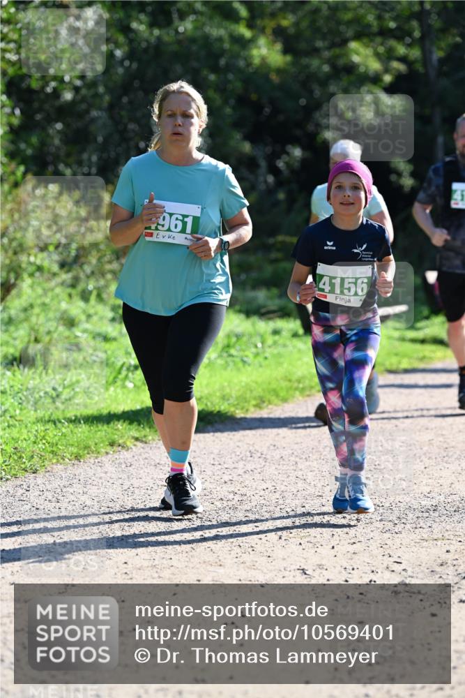 27.09.2026 - 35. Volkslauf durch das schöne Alstertal Dr. Thomas Lammeyer http://msf.ph/oto/10569401 27.09.2026 10:57:49 Laufen 961, 4156 meine-sportfotos.de