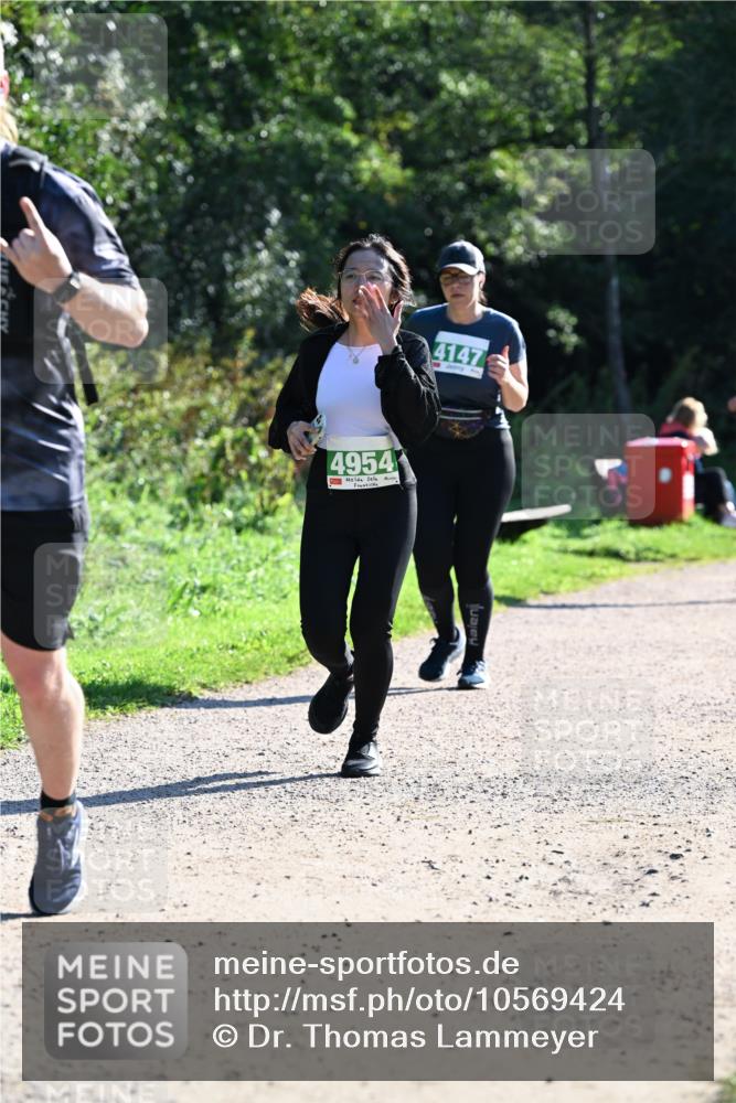 27.09.2026 - 35. Volkslauf durch das schöne Alstertal Dr. Thomas Lammeyer http://msf.ph/oto/10569424 27.09.2026 10:57:53 Laufen 4147, 4954 meine-sportfotos.de