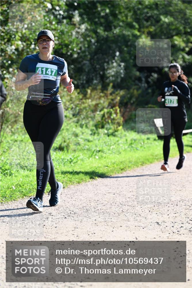 27.09.2026 - 35. Volkslauf durch das schöne Alstertal Dr. Thomas Lammeyer http://msf.ph/oto/10569437 27.09.2026 10:57:55 Laufen 4147, 4178 meine-sportfotos.de