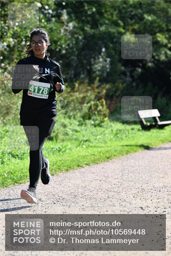27.09.2026 - 35. Volkslauf durch das schöne Alstertal Dr. Thomas Lammeyer http://msf.ph/oto/10569448 27.09.2026 10:57:57 Laufen 4178 meine-sportfotos.de