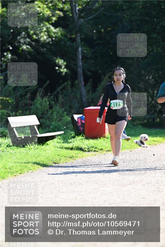 27.09.2026 - 35. Volkslauf durch das schöne Alstertal Dr. Thomas Lammeyer http://msf.ph/oto/10569471 27.09.2026 10:58:02 Laufen 4171 meine-sportfotos.de