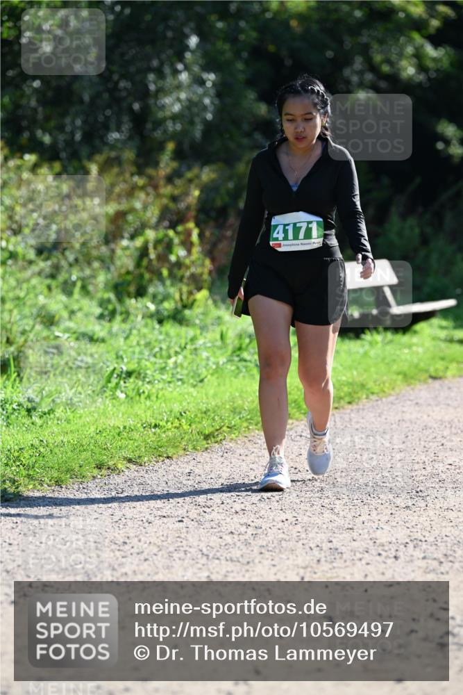 27.09.2026 - 35. Volkslauf durch das schöne Alstertal Dr. Thomas Lammeyer http://msf.ph/oto/10569497 27.09.2026 10:58:08 Laufen 4171 meine-sportfotos.de