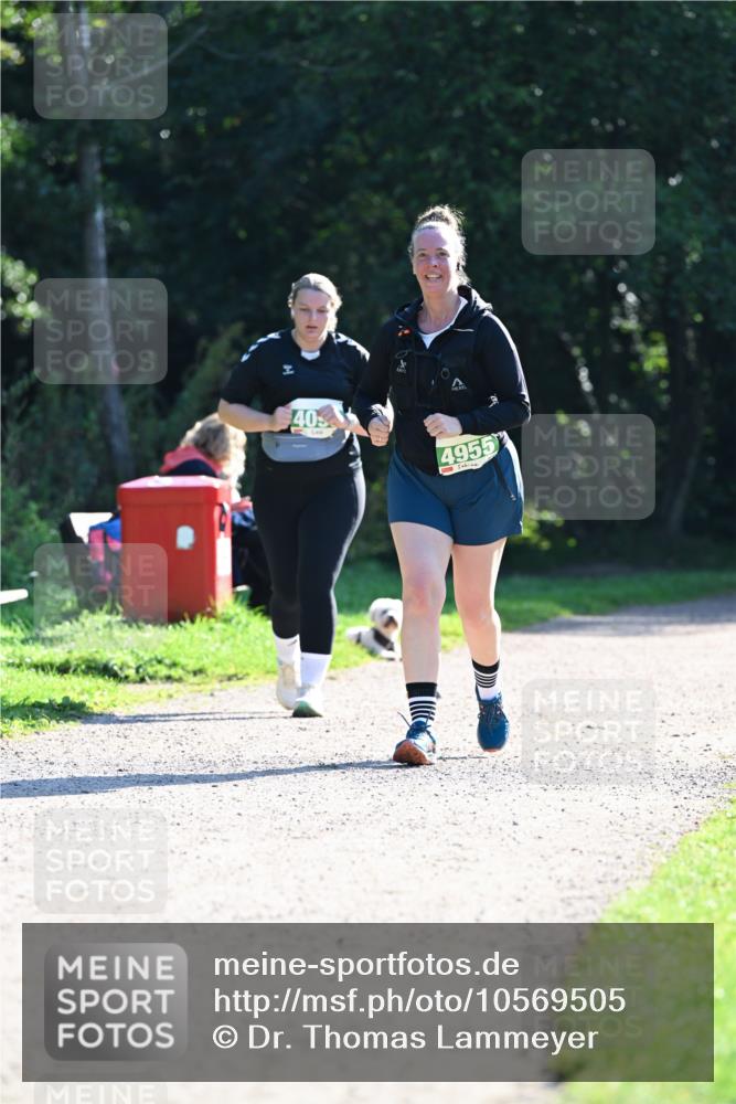 27.09.2026 - 35. Volkslauf durch das schöne Alstertal Dr. Thomas Lammeyer http://msf.ph/oto/10569505 27.09.2026 10:58:17 Laufen 40, 4955, 5 meine-sportfotos.de