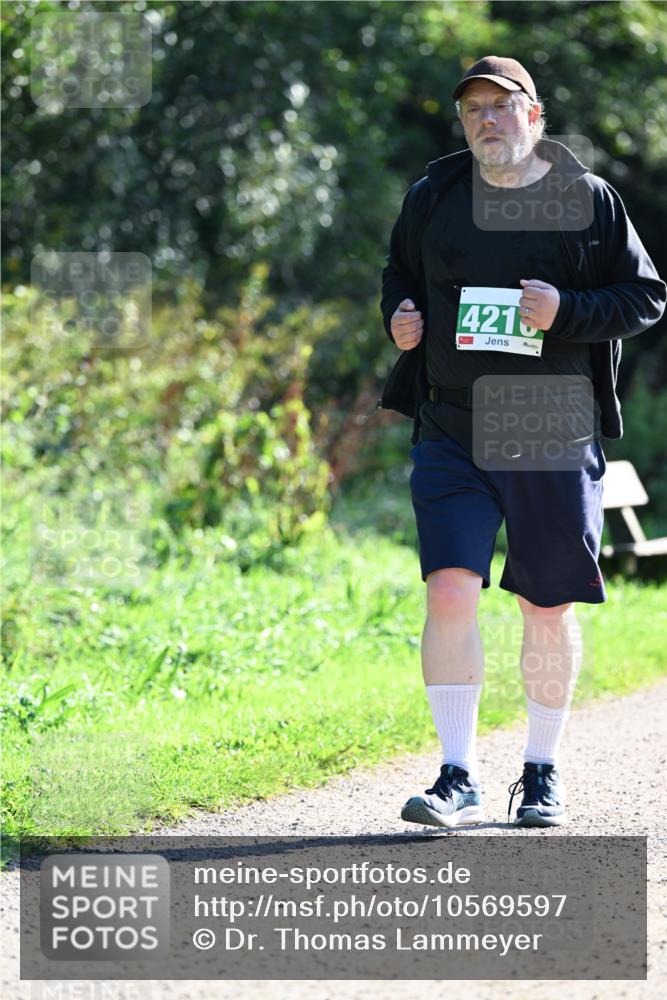 27.09.2026 - 35. Volkslauf durch das schöne Alstertal Dr. Thomas Lammeyer http://msf.ph/oto/10569597 27.09.2026 10:58:43 Laufen 4216 meine-sportfotos.de