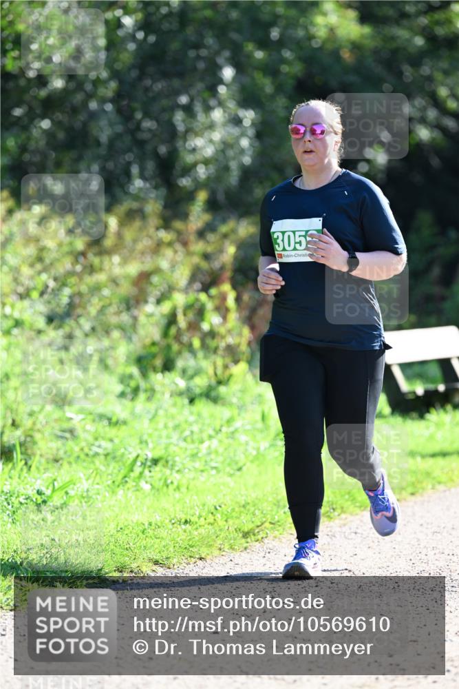27.09.2026 - 35. Volkslauf durch das schöne Alstertal Dr. Thomas Lammeyer http://msf.ph/oto/10569610 27.09.2026 10:58:55 Laufen 305 meine-sportfotos.de