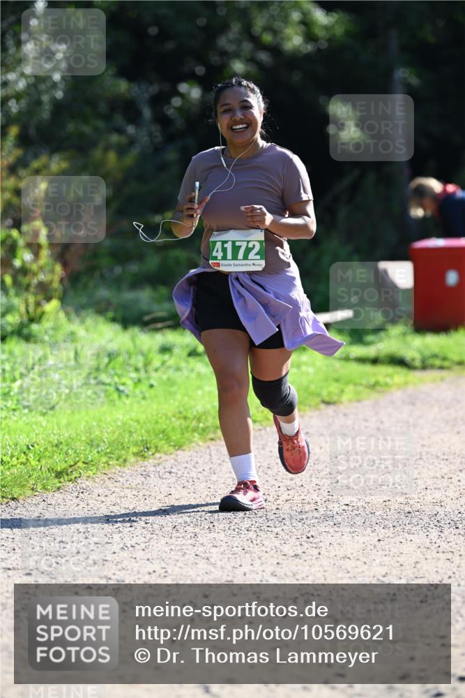 27.09.2026 - 35. Volkslauf durch das schöne Alstertal Dr. Thomas Lammeyer http://msf.ph/oto/10569621 27.09.2026 10:58:58 Laufen 4172 meine-sportfotos.de