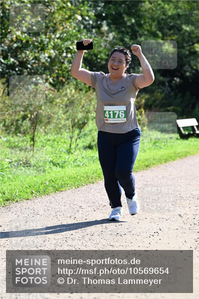 27.09.2026 - 35. Volkslauf durch das schöne Alstertal Dr. Thomas Lammeyer http://msf.ph/oto/10569654 27.09.2026 10:59:11 Laufen 4176 meine-sportfotos.de