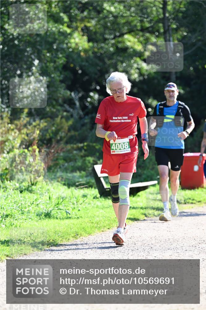 27.09.2026 - 35. Volkslauf durch das schöne Alstertal Dr. Thomas Lammeyer http://msf.ph/oto/10569691 27.09.2026 11:00:01 Laufen 2006, 4008 meine-sportfotos.de