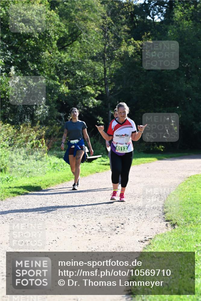27.09.2026 - 35. Volkslauf durch das schöne Alstertal Dr. Thomas Lammeyer http://msf.ph/oto/10569710 27.09.2026 11:00:07 Laufen 4112 meine-sportfotos.de