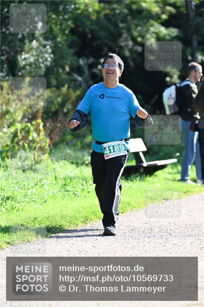 27.09.2026 - 35. Volkslauf durch das schöne Alstertal Dr. Thomas Lammeyer http://msf.ph/oto/10569733 27.09.2026 11:02:14 Laufen 4189 meine-sportfotos.de