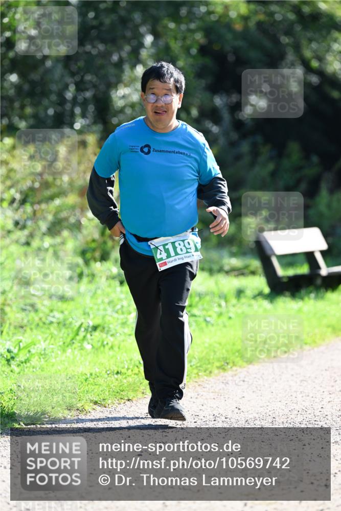 27.09.2026 - 35. Volkslauf durch das schöne Alstertal Dr. Thomas Lammeyer http://msf.ph/oto/10569742 27.09.2026 11:02:15 Laufen 4189 meine-sportfotos.de