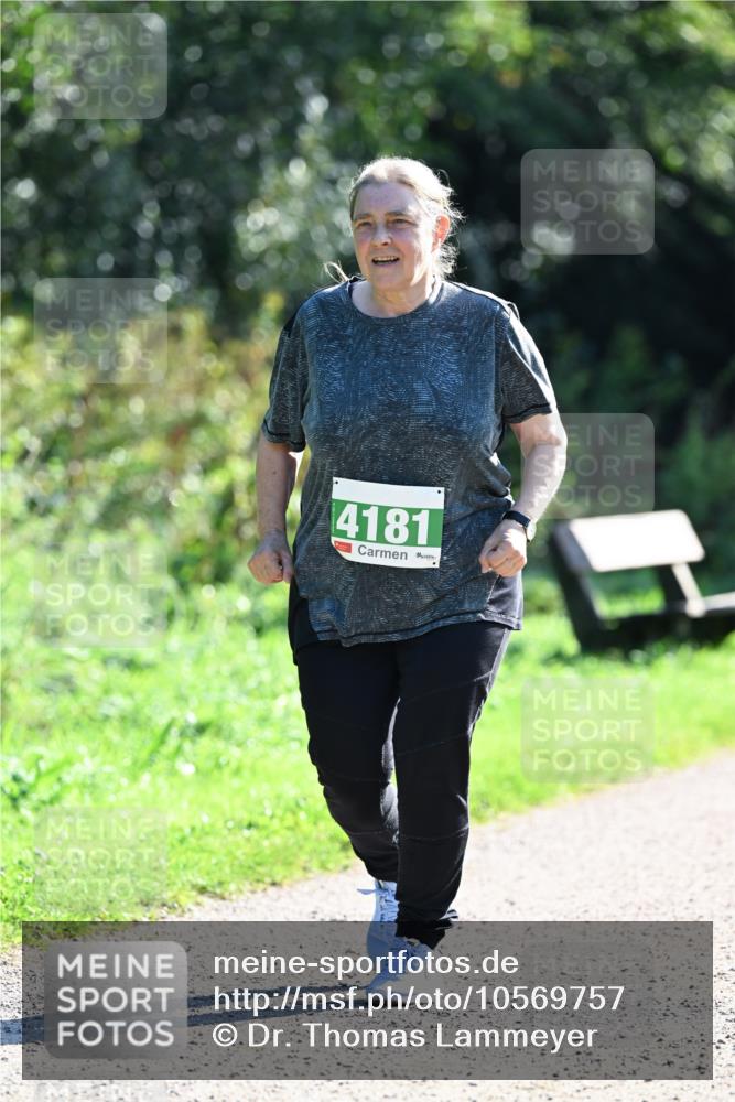 27.09.2026 - 35. Volkslauf durch das schöne Alstertal Dr. Thomas Lammeyer http://msf.ph/oto/10569757 27.09.2026 11:02:22 Laufen 4181 meine-sportfotos.de
