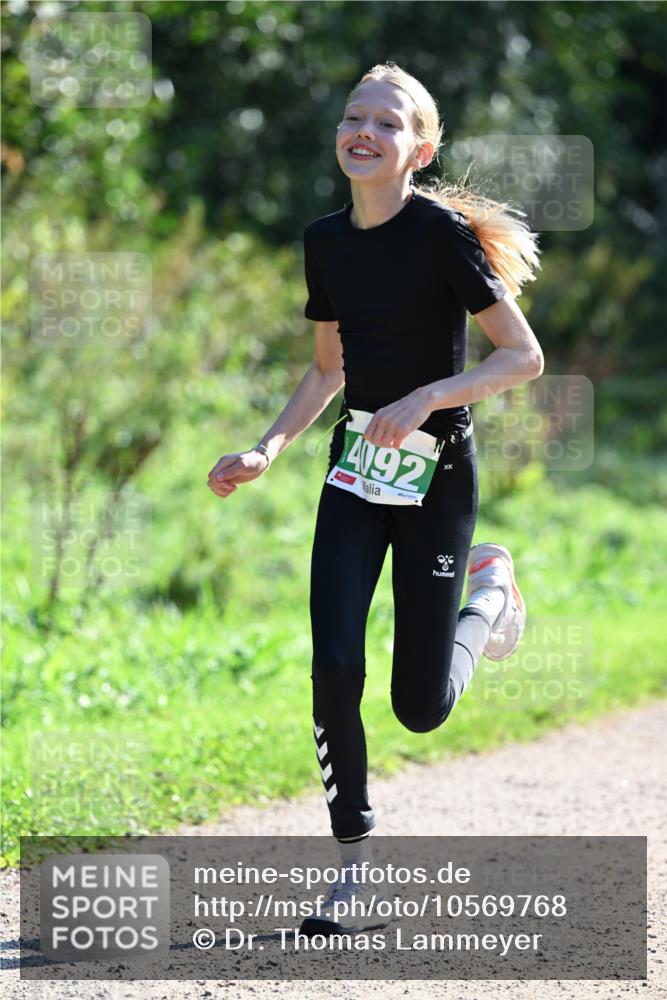 27.09.2026 - 35. Volkslauf durch das schöne Alstertal Dr. Thomas Lammeyer http://msf.ph/oto/10569768 27.09.2026 11:03:03 Laufen 492 meine-sportfotos.de