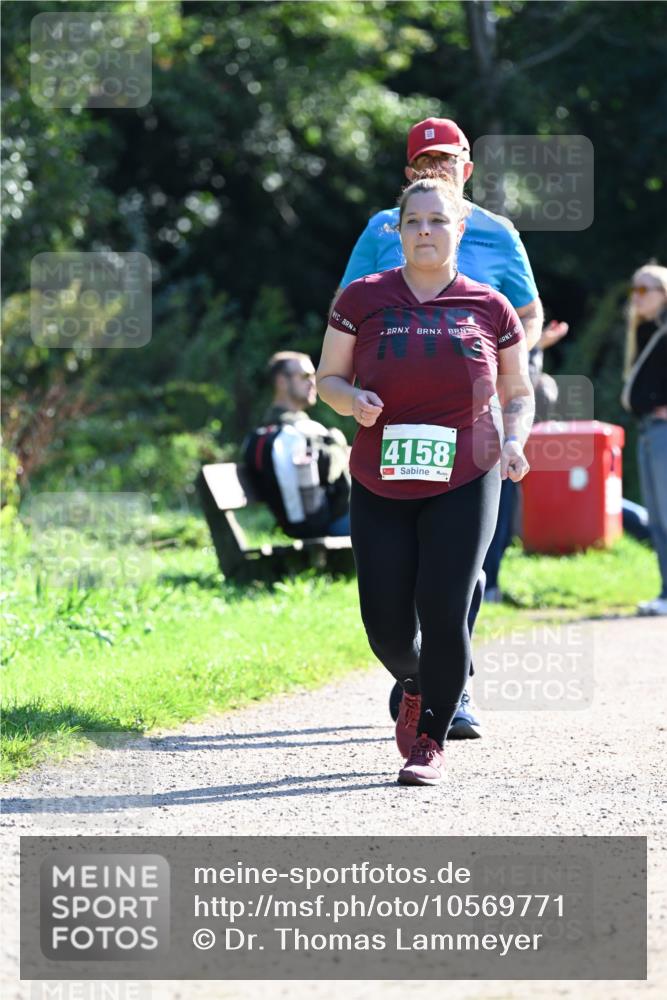 27.09.2026 - 35. Volkslauf durch das schöne Alstertal Dr. Thomas Lammeyer http://msf.ph/oto/10569771 27.09.2026 11:03:12 Laufen 4158 meine-sportfotos.de