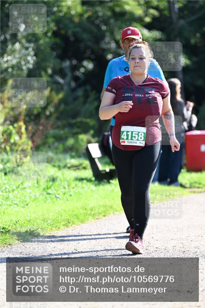 27.09.2026 - 35. Volkslauf durch das schöne Alstertal Dr. Thomas Lammeyer http://msf.ph/oto/10569776 27.09.2026 11:03:13 Laufen 4158 meine-sportfotos.de