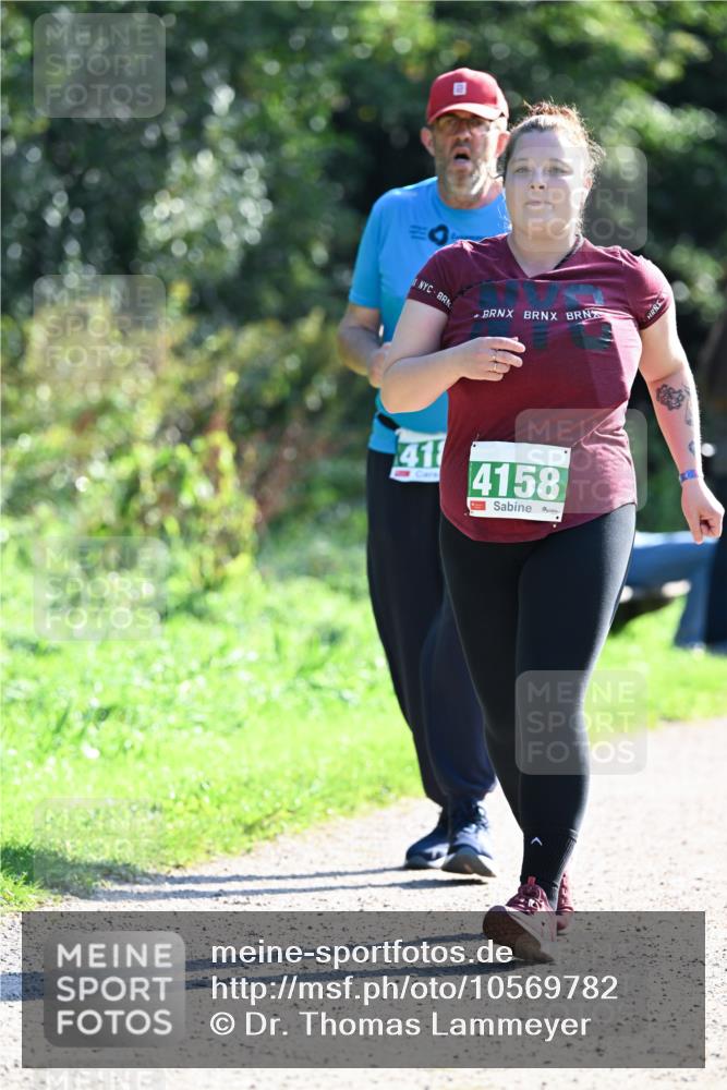 27.09.2026 - 35. Volkslauf durch das schöne Alstertal Dr. Thomas Lammeyer http://msf.ph/oto/10569782 27.09.2026 11:03:14 Laufen 411, 4158 meine-sportfotos.de