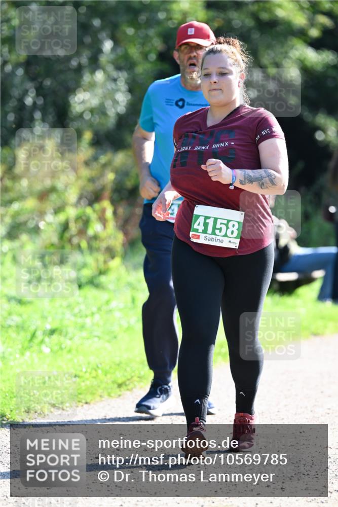 27.09.2026 - 35. Volkslauf durch das schöne Alstertal Dr. Thomas Lammeyer http://msf.ph/oto/10569785 27.09.2026 11:03:14 Laufen 4158 meine-sportfotos.de
