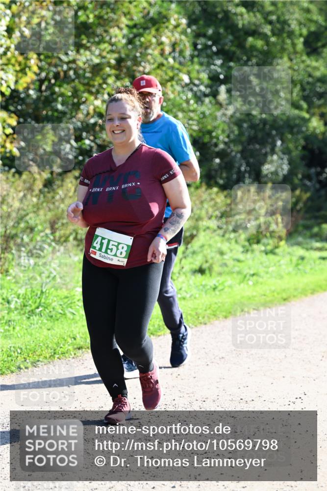27.09.2026 - 35. Volkslauf durch das schöne Alstertal Dr. Thomas Lammeyer http://msf.ph/oto/10569798 27.09.2026 11:03:17 Laufen 4158 meine-sportfotos.de