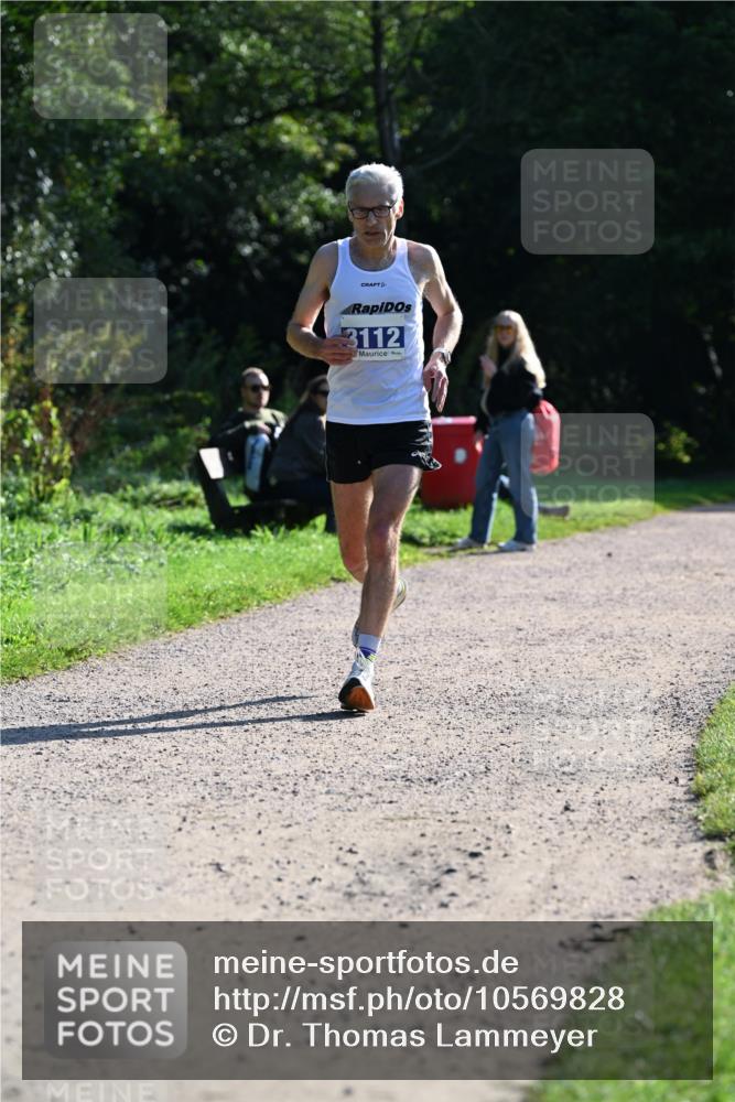 27.09.2026 - 35. Volkslauf durch das schöne Alstertal Dr. Thomas Lammeyer http://msf.ph/oto/10569828 27.09.2026 11:05:05 Laufen 3112 meine-sportfotos.de