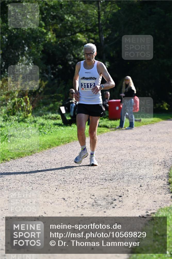27.09.2026 - 35. Volkslauf durch das schöne Alstertal Dr. Thomas Lammeyer http://msf.ph/oto/10569829 27.09.2026 11:05:06 Laufen 3112 meine-sportfotos.de