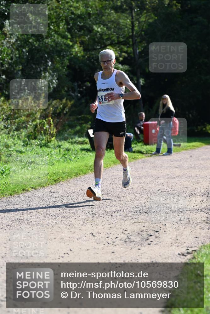 27.09.2026 - 35. Volkslauf durch das schöne Alstertal Dr. Thomas Lammeyer http://msf.ph/oto/10569830 27.09.2026 11:05:06 Laufen 31 meine-sportfotos.de