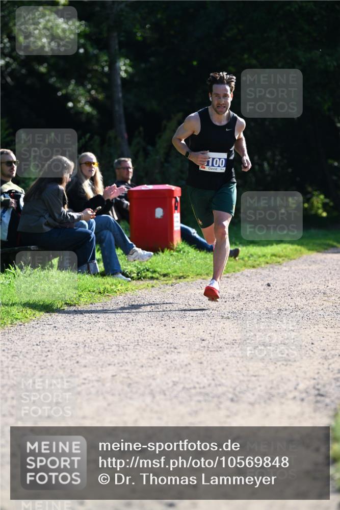 27.09.2026 - 35. Volkslauf durch das schöne Alstertal Dr. Thomas Lammeyer http://msf.ph/oto/10569848 27.09.2026 11:05:31 Laufen 100 meine-sportfotos.de