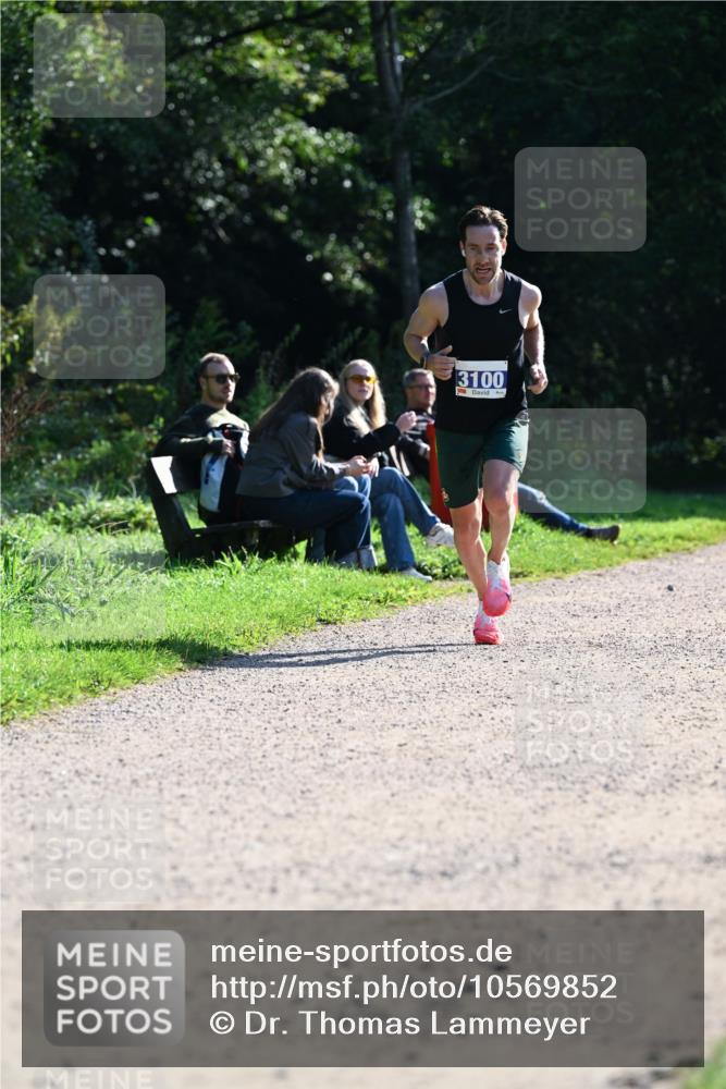 27.09.2026 - 35. Volkslauf durch das schöne Alstertal Dr. Thomas Lammeyer http://msf.ph/oto/10569852 27.09.2026 11:05:31 Laufen 3100 meine-sportfotos.de