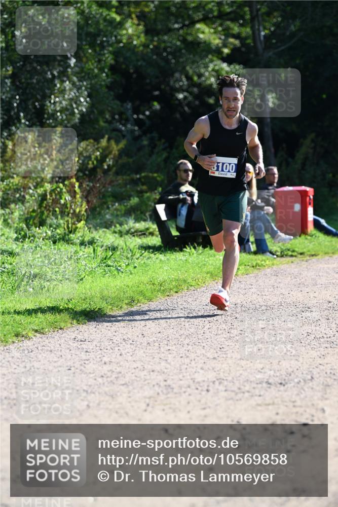 27.09.2026 - 35. Volkslauf durch das schöne Alstertal Dr. Thomas Lammeyer http://msf.ph/oto/10569858 27.09.2026 11:05:32 Laufen 3100 meine-sportfotos.de