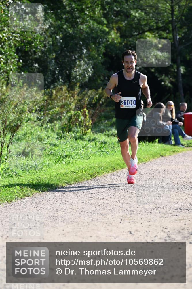 27.09.2026 - 35. Volkslauf durch das schöne Alstertal Dr. Thomas Lammeyer http://msf.ph/oto/10569862 27.09.2026 11:05:32 Laufen 3100 meine-sportfotos.de
