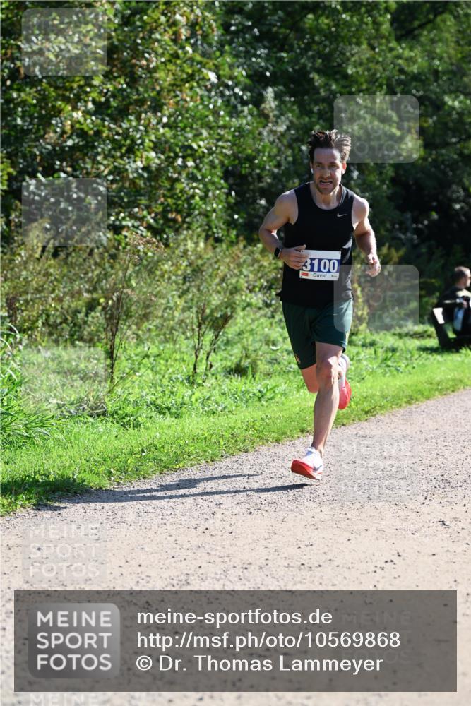 27.09.2026 - 35. Volkslauf durch das schöne Alstertal Dr. Thomas Lammeyer http://msf.ph/oto/10569868 27.09.2026 11:05:33 Laufen 3100 meine-sportfotos.de