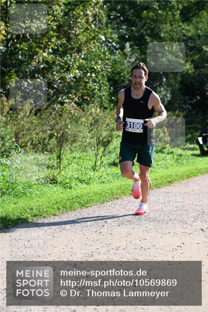 27.09.2026 - 35. Volkslauf durch das schöne Alstertal Dr. Thomas Lammeyer http://msf.ph/oto/10569869 27.09.2026 11:05:33 Laufen 3100 meine-sportfotos.de