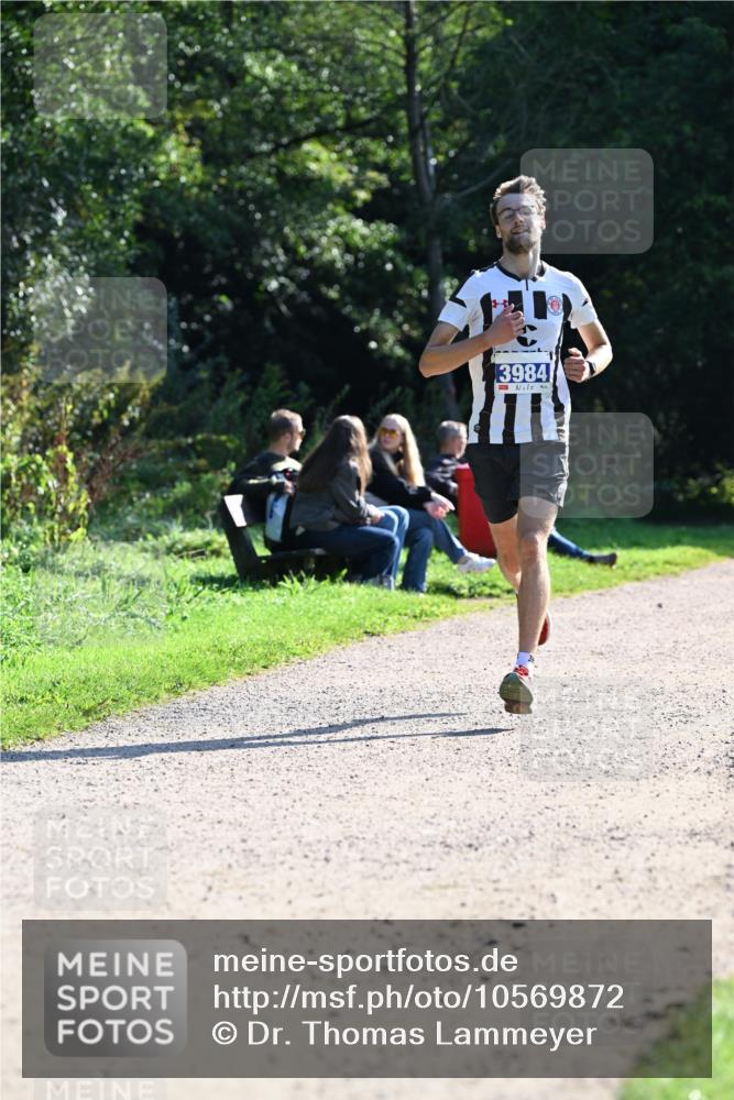 27.09.2026 - 35. Volkslauf durch das schöne Alstertal Dr. Thomas Lammeyer http://msf.ph/oto/10569872 27.09.2026 11:05:42 Laufen 3984 meine-sportfotos.de