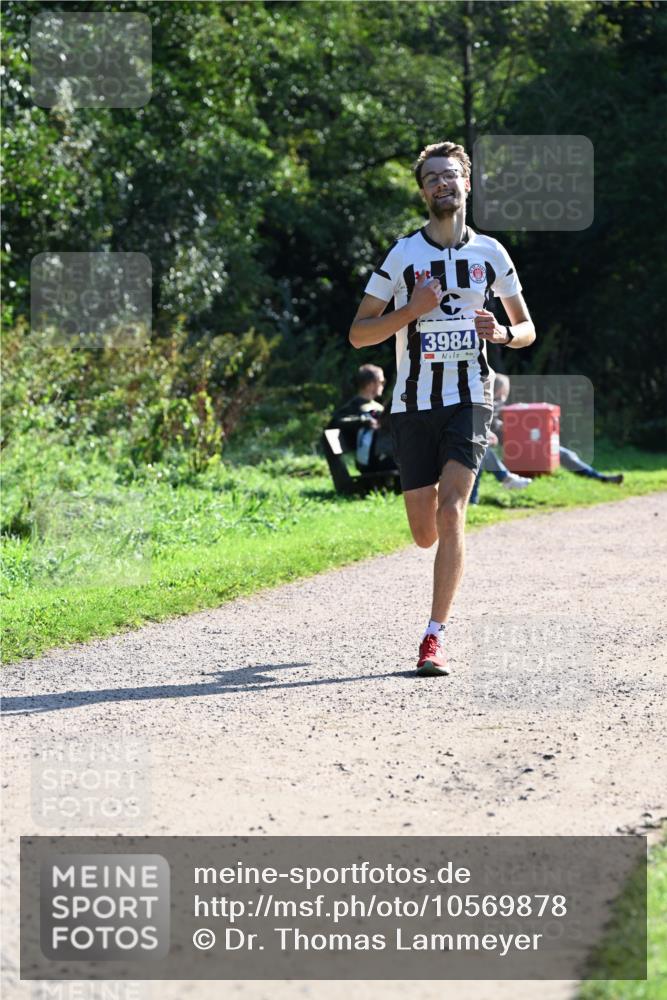 27.09.2026 - 35. Volkslauf durch das schöne Alstertal Dr. Thomas Lammeyer http://msf.ph/oto/10569878 27.09.2026 11:05:43 Laufen 3984 meine-sportfotos.de