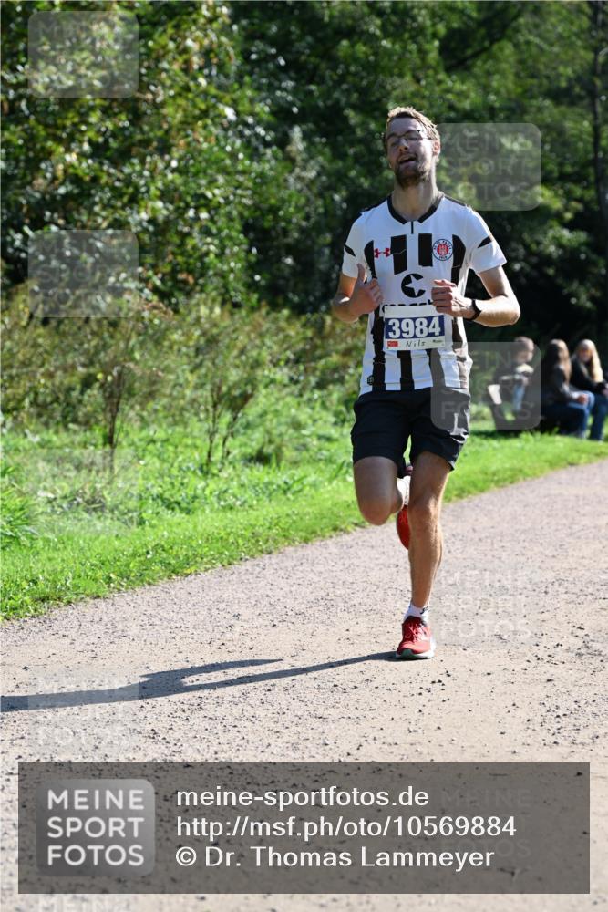 27.09.2026 - 35. Volkslauf durch das schöne Alstertal Dr. Thomas Lammeyer http://msf.ph/oto/10569884 27.09.2026 11:05:43 Laufen 3984 meine-sportfotos.de